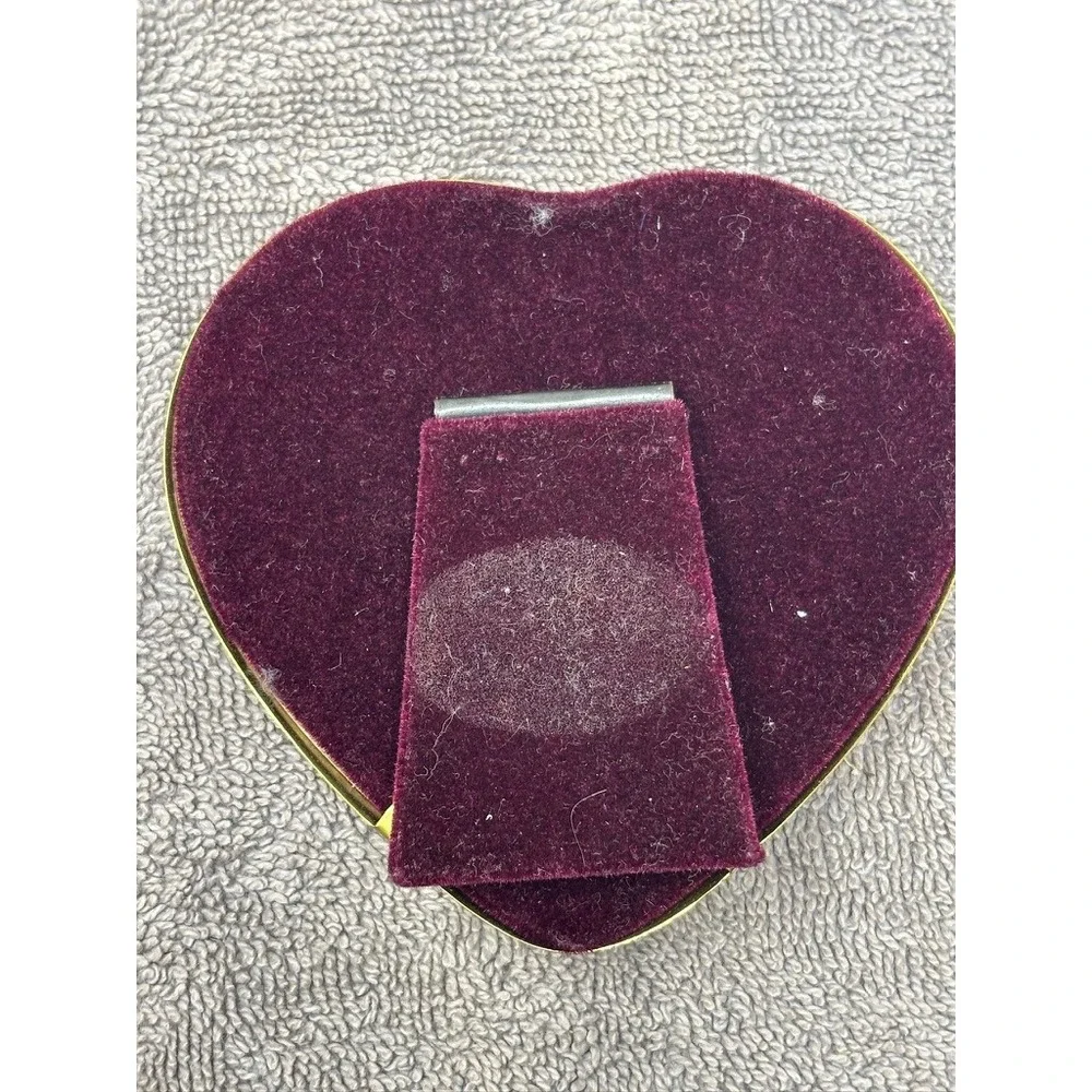 Unbranded vintage solid
